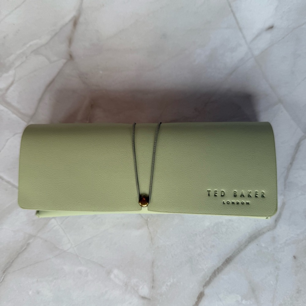 Ted Baker Soft Eyeglass Case with Cleaning Cloth - NEW
